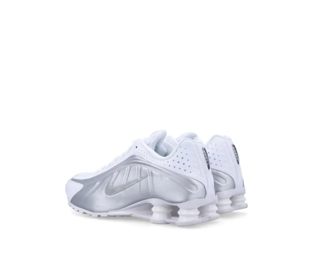 Nike Shox R4 "White/Metallic Platinum" - Image 3